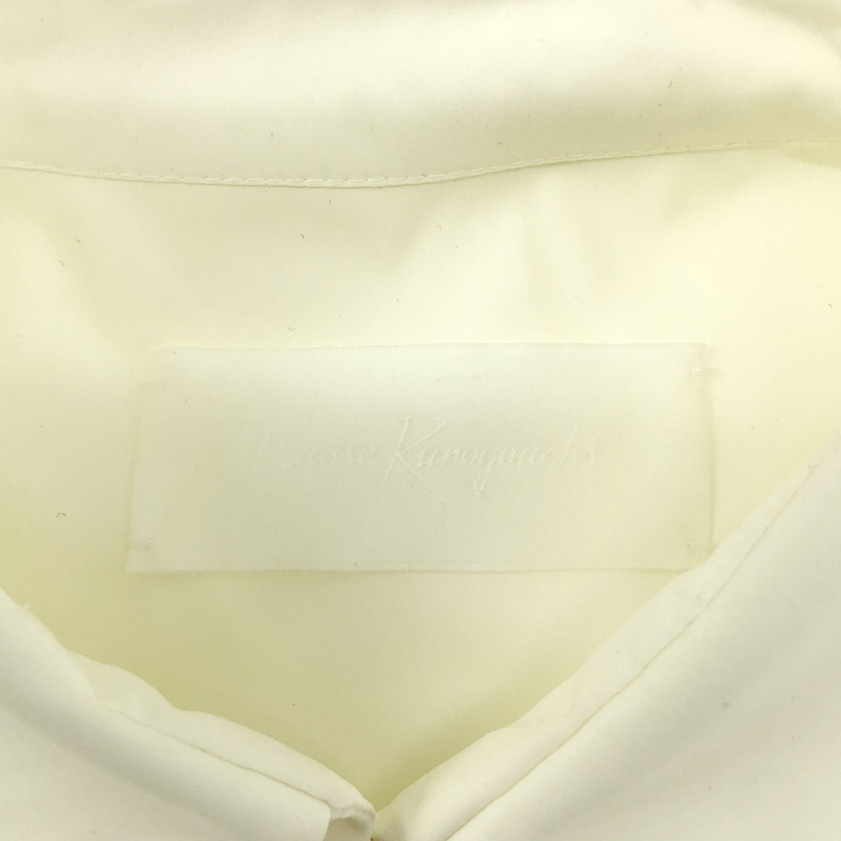 [狀況極佳] Mame Kurogouchi | 弧形褶襯衫 | 尺寸 1 | 白色 | 女款