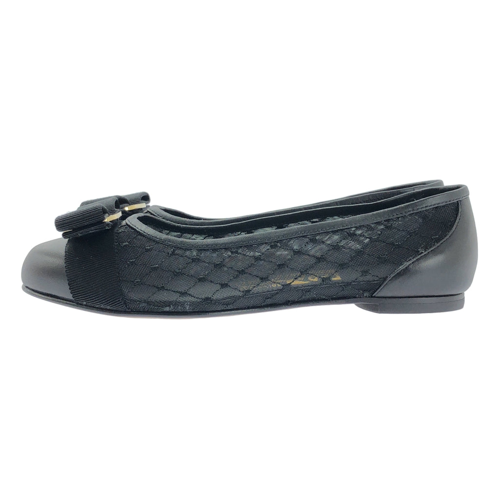 【美品】  FERRAGAMO / フェラガモ | VARINA / ロゴ リボン レース バレリーナシューズ | 4 | ブラック | レディース