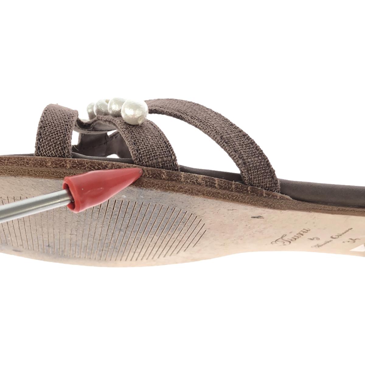 及川真理子 | TSURU珍珠裝飾平底涼鞋 | 34 |布朗 |女性的