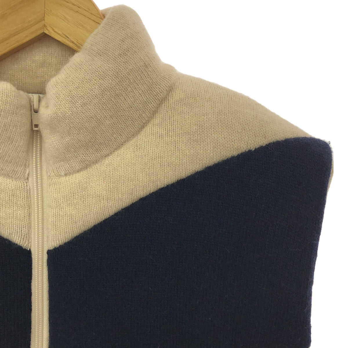 3.1 Phillip Lim |加厚毛衣背心 | XS |象牙色/海軍藍|男士