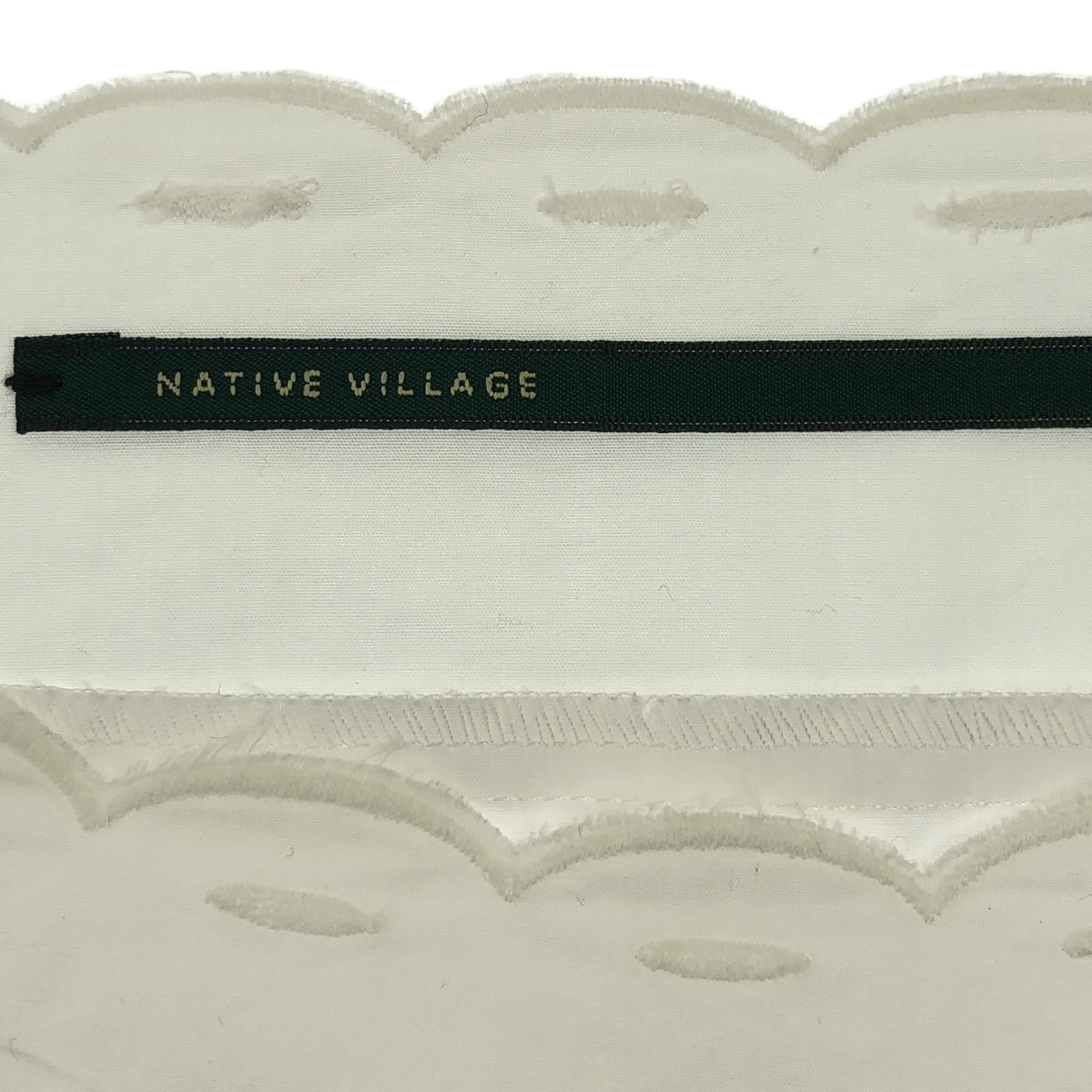 NATIVE VILLAGE / 네이티브 빌리지 | 스칼랩 컬러 블라우스 | F | 화이트 | 여성