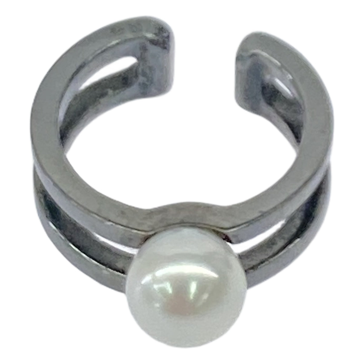 MIKIMOTO / 미키모토 | PASSIONNOIR 진주 이어 커프 | 블랙 / 화이트 | 여성