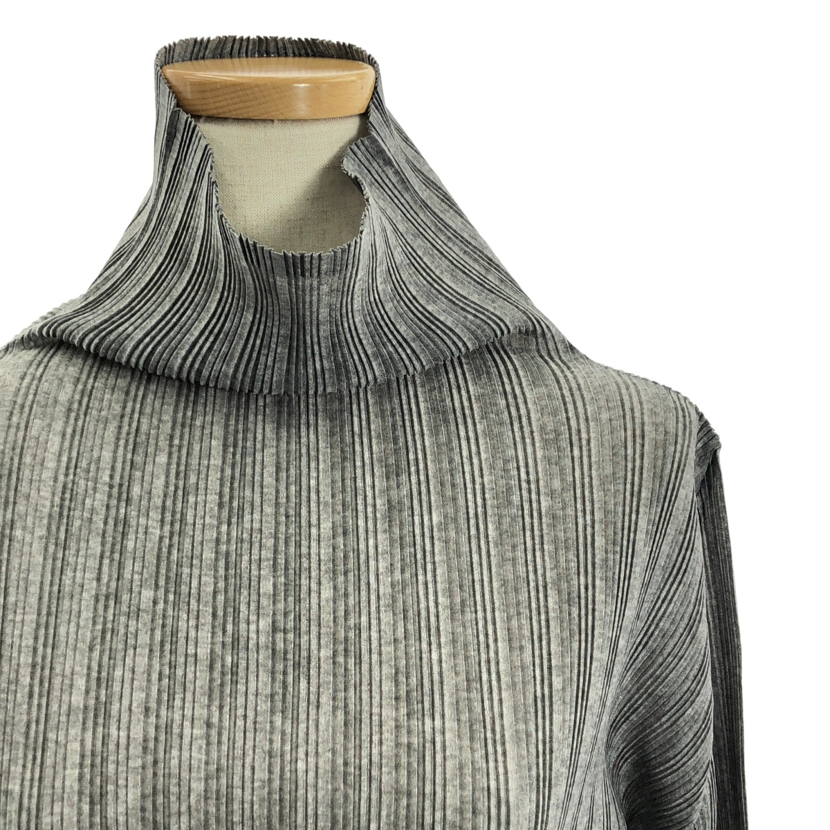PLEATS PLEASE ISSEY MIYAKE / 플리츠 프리즈 이세이 미야케 | 하이넥 풀오버 탑스 | 3 | 그레이 | 여성