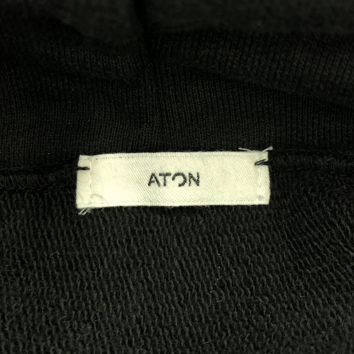 ATON |標誌連帽衫 | 02 |黑色 |女性的
