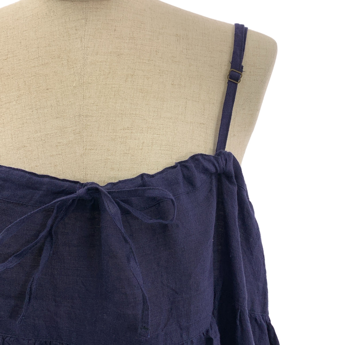 睡袍 | 亞麻吊帶連身裙 |