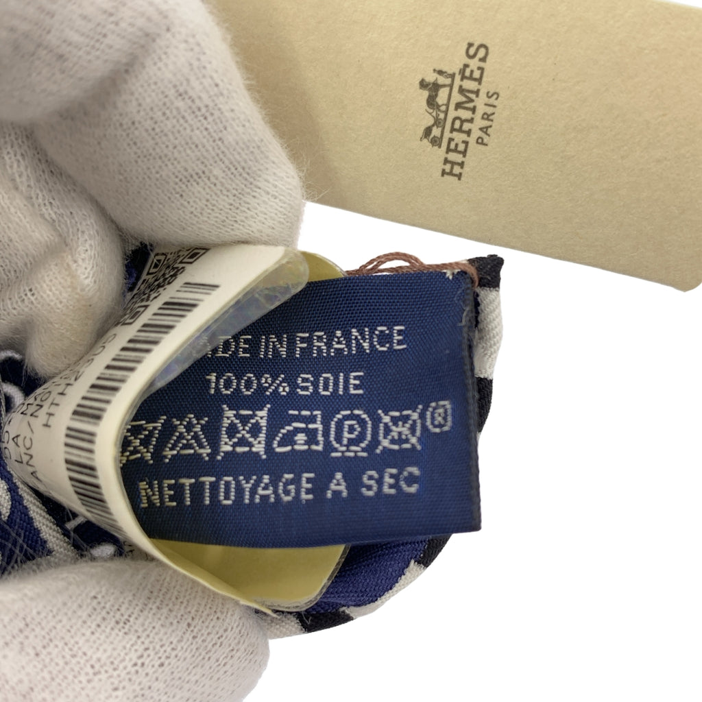 HERMES / 헤르메스 | 카레 55 / Le Jardin de la Maharani 마하라니 정원 실크 스카프 스톨 |