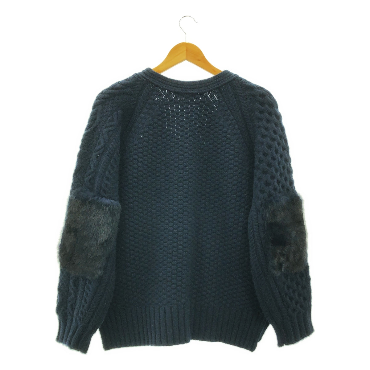 抽屜 | 羊毛羊絨毛皮袖電纜阿蘭針織開襟衫 |