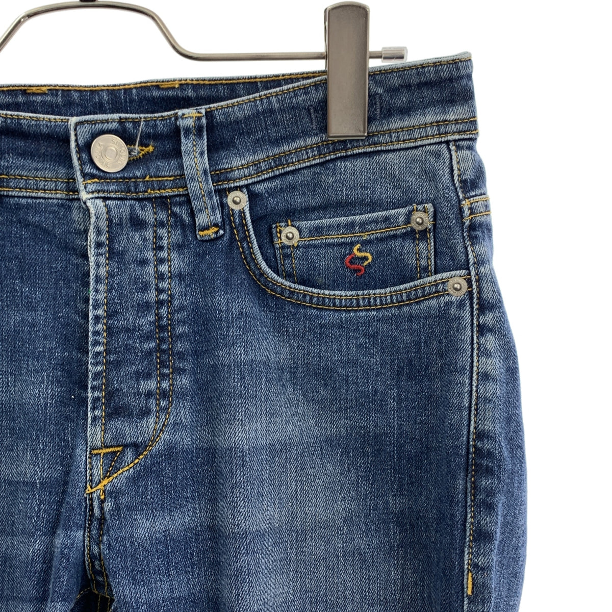 SIVIGLIA | 常規版型牛仔褲，飾有皮革品牌標識貼片 | 尺寸 28 | 男士