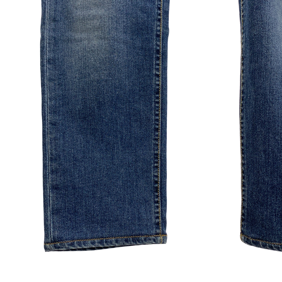 SIVIGLIA | 常規版型牛仔褲，飾有皮革品牌標識貼片 | 尺寸 28 | 男士