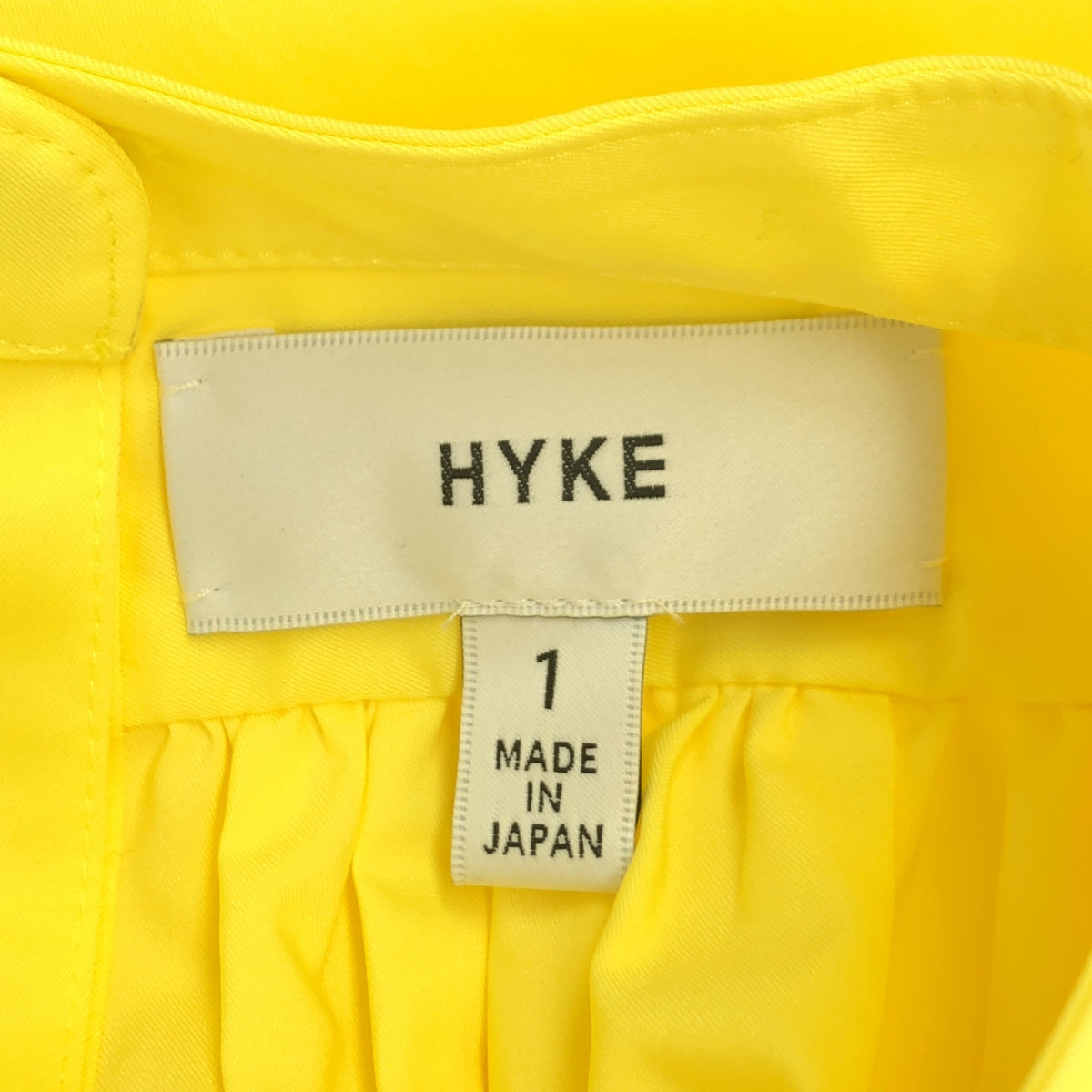 HYKE | 2020AW | Back Gathered Bib Front Shirt Blouse | 1 | Women's