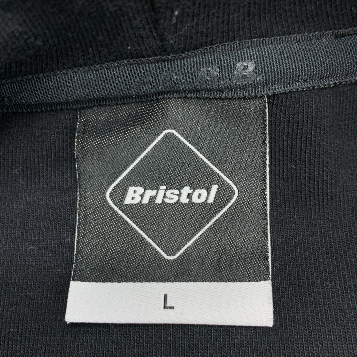 FCRB / FC Real Bristol | 2024 秋冬系列 | x UNDER R 開幕慶典套裝：Tex 運動連帽衫與寬鬆長褲 | L 碼 | 黑色 | 男款