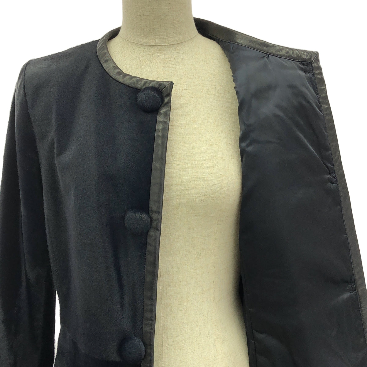 【미품】 PRADA / 프라다 | 가죽 전환 퍼 노 컬러 롱 코트 / 총 안감 | 40 | 다크 네이비/블랙 | 여성