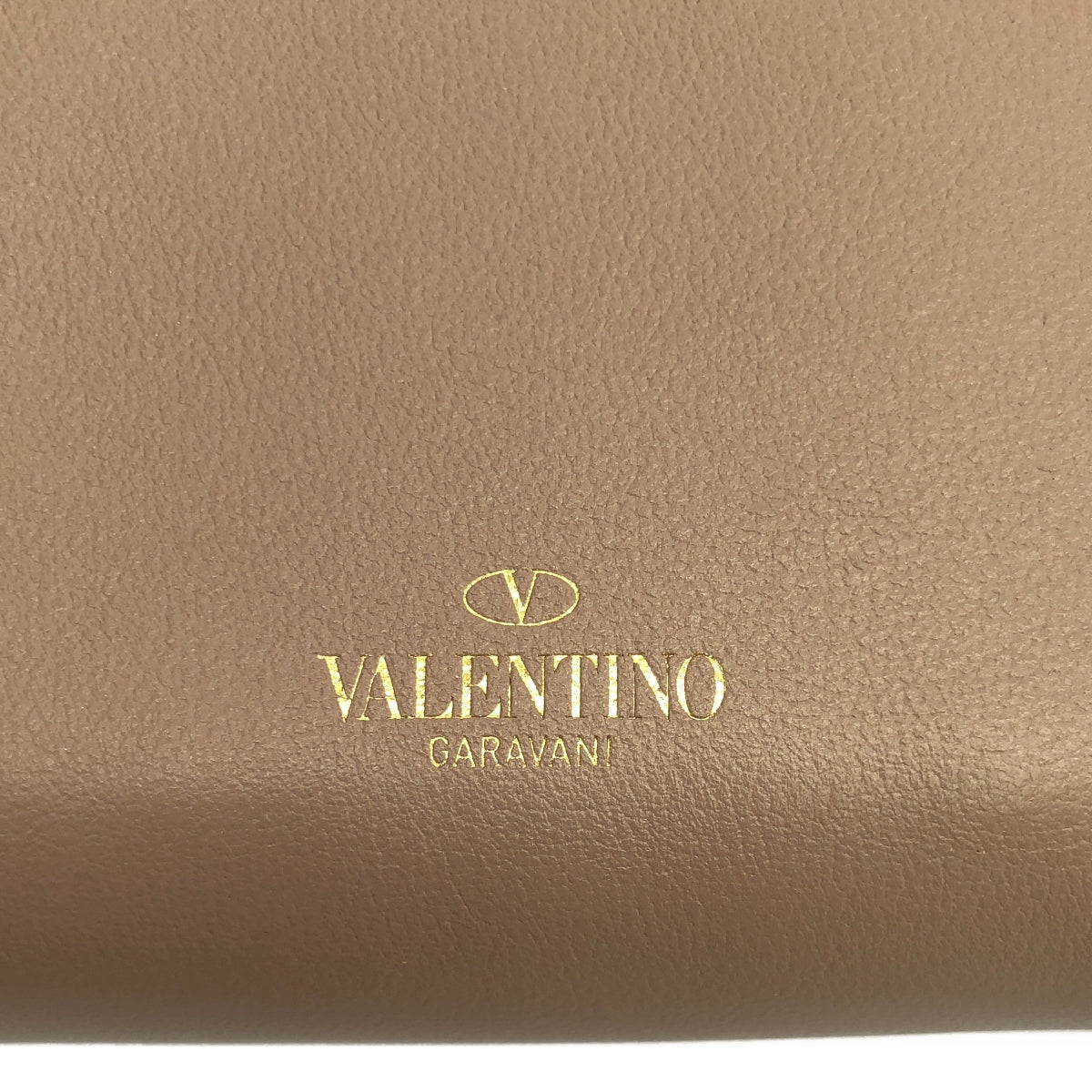【美品】  VALENTINO GARAVANI / ヴァレンティノガラヴァーニ | スタッズレザーウォレット | UNI | ベージュ | レディース