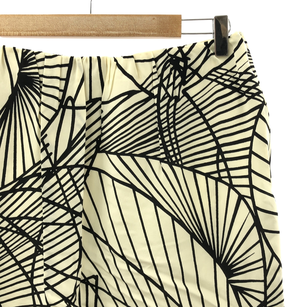 DRIES VAN NOTEN / 드리스 반 노튼 | silk 100 % / 실크 총 무늬 사이드 지퍼 스커트 / 총 안감 | 36 | 여성