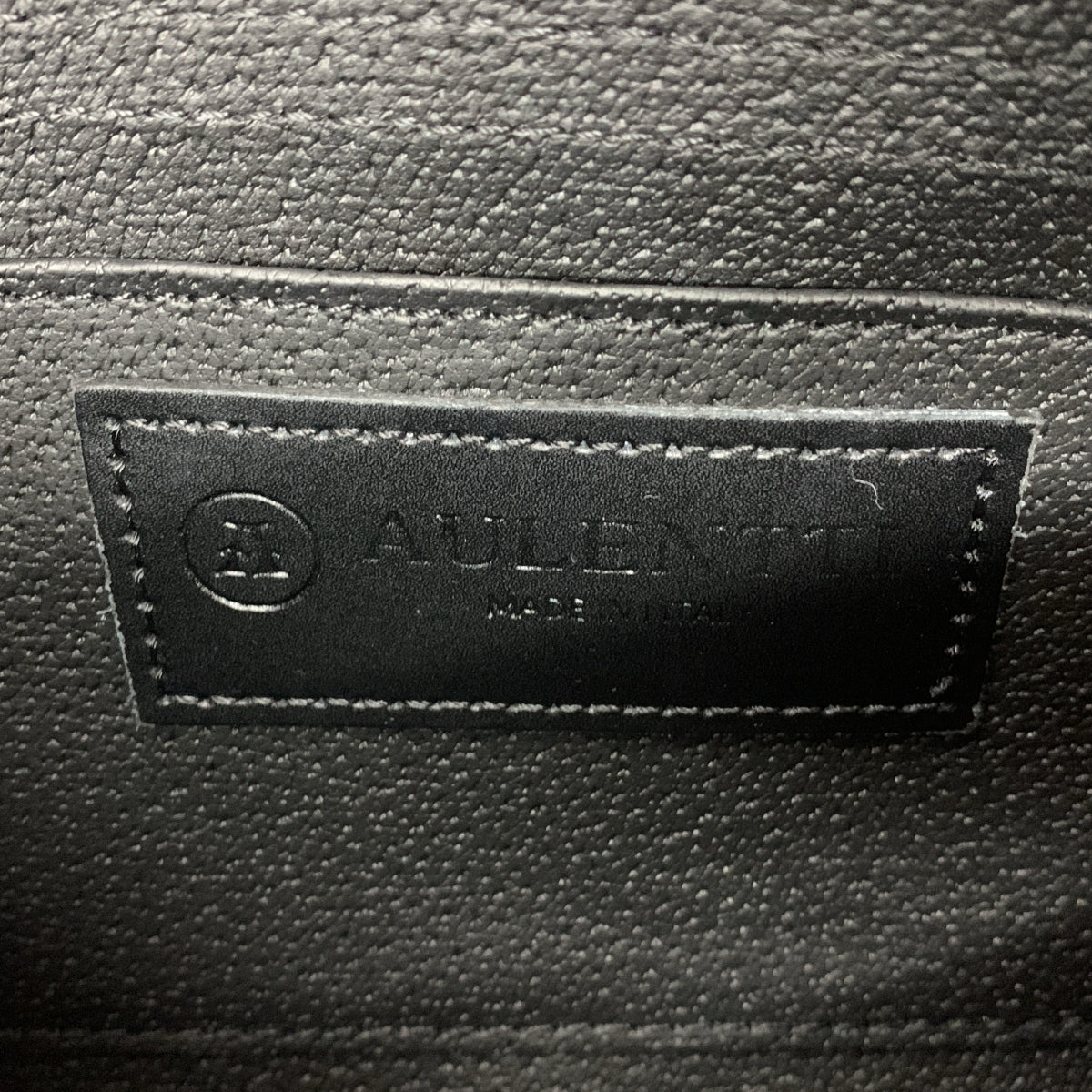 AULENTTI | 翻蓋單肩包 |
