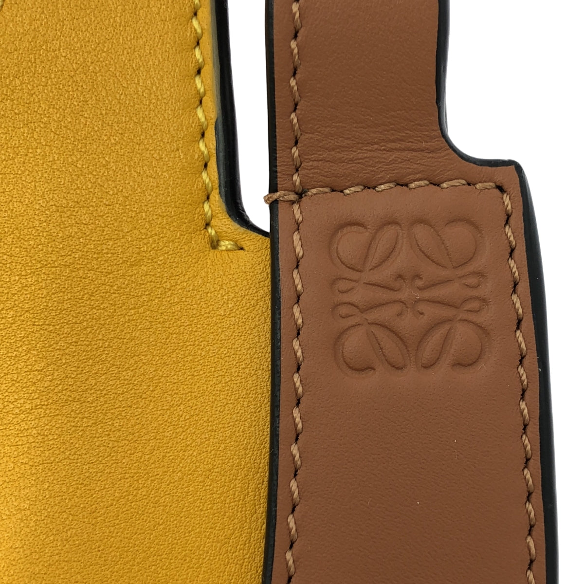 [狀況極佳] LOEWE | HORSESHOE SMALL / Horseshoe Small Anagram 皮革單肩包 | 芥末黃/棕色 | 女款