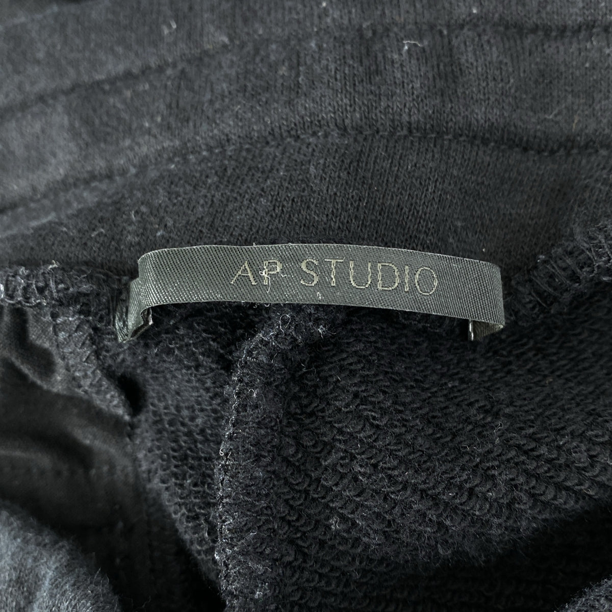 AP STUDIO / 에피스튜디오 | C/MD 드로스트링 스웨트 미니우라케 팬츠 | F |