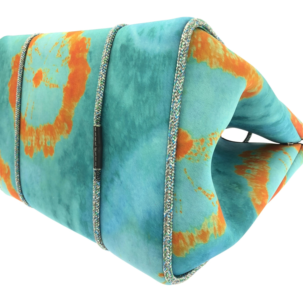 【美品】  STATE OF ESCAPE / ステイトオブエスケープ | × Taina Larot / タイナ・ラロット / Ron Herman / ロンハーマン 限定 Limited Collection / ポーチ付き トートバッグ | ブルー/オレンジ系 | レディース