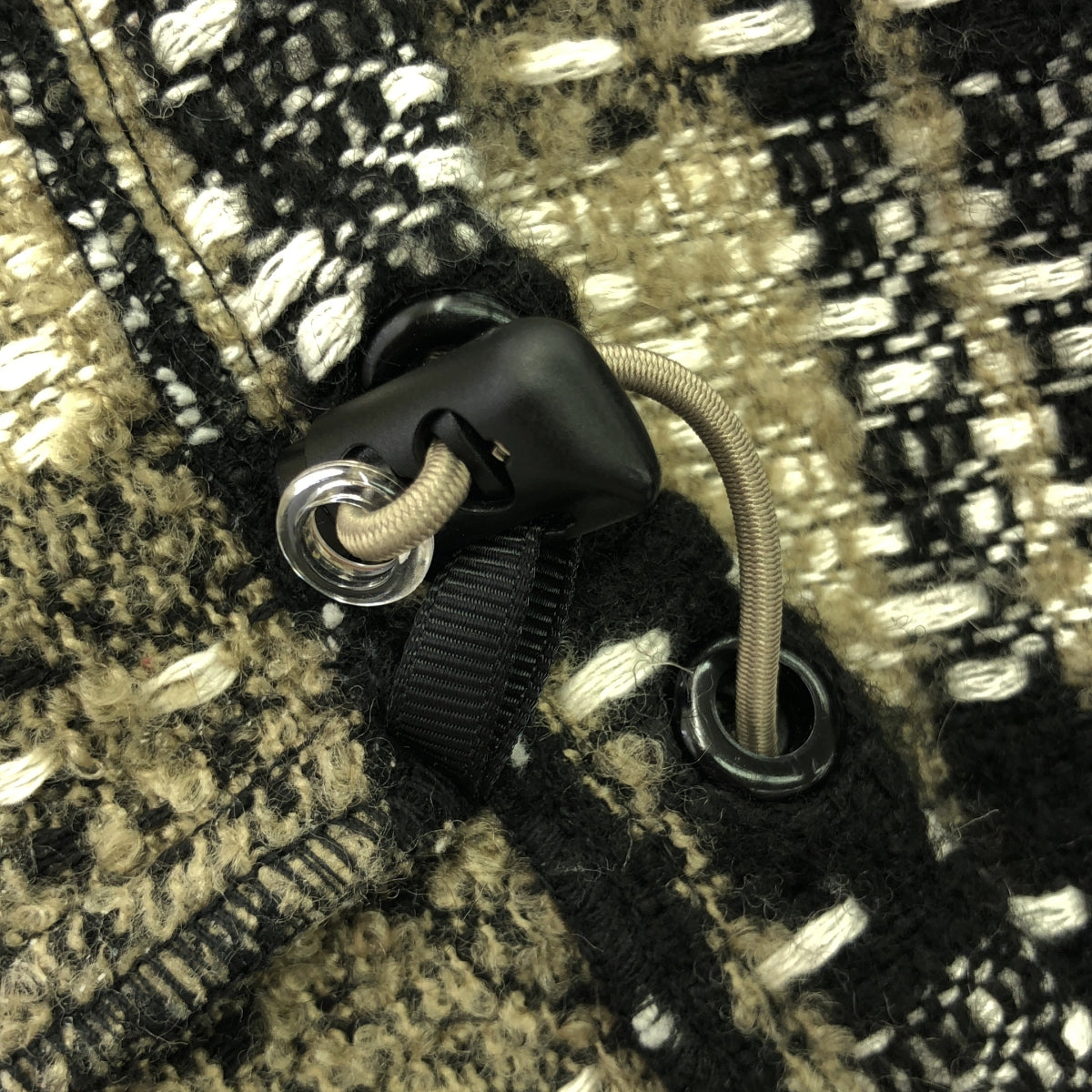 irojikake / イロジカケ | 2023AW | ウール ニット ドローストリング ハーフジップ アノラック  / 着脱可フード | S | ベージュ/ブラック | メンズ