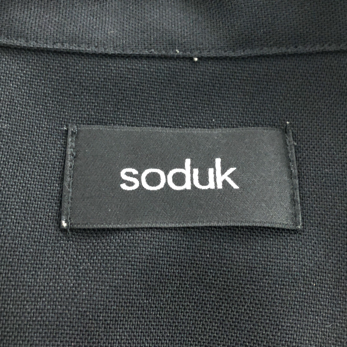 soduk / スドーク | circle pocket shirt サークルポケット シャツ | ブラック/ホワイト | レディース