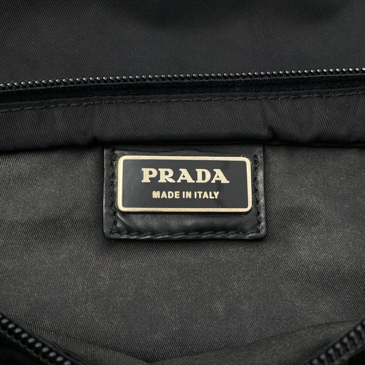 PRADA / 프라다 | 나일론 트라이앵글 로고 숄더백 | 블랙 | 여성