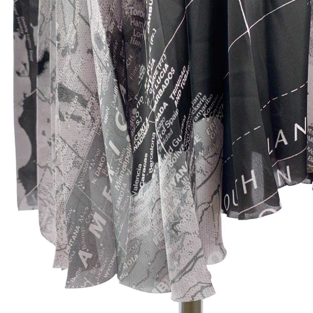 sacai / サカイ | WORLD MAP ワールドマップ / プリーツ