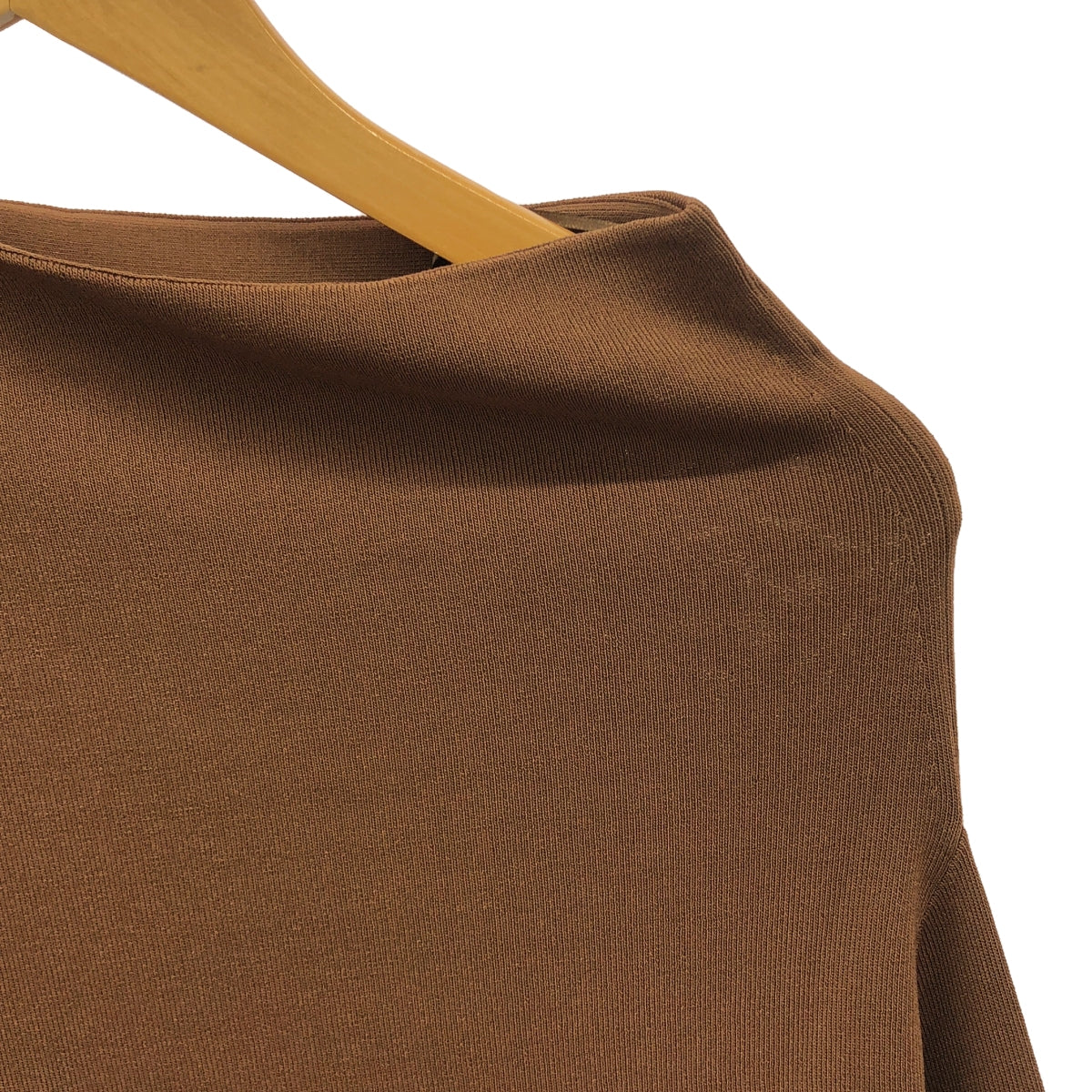 [Beautiful Condition] BEIGE, / Beige | Asymmetrical Design Knit | 4 | Brown | Women's