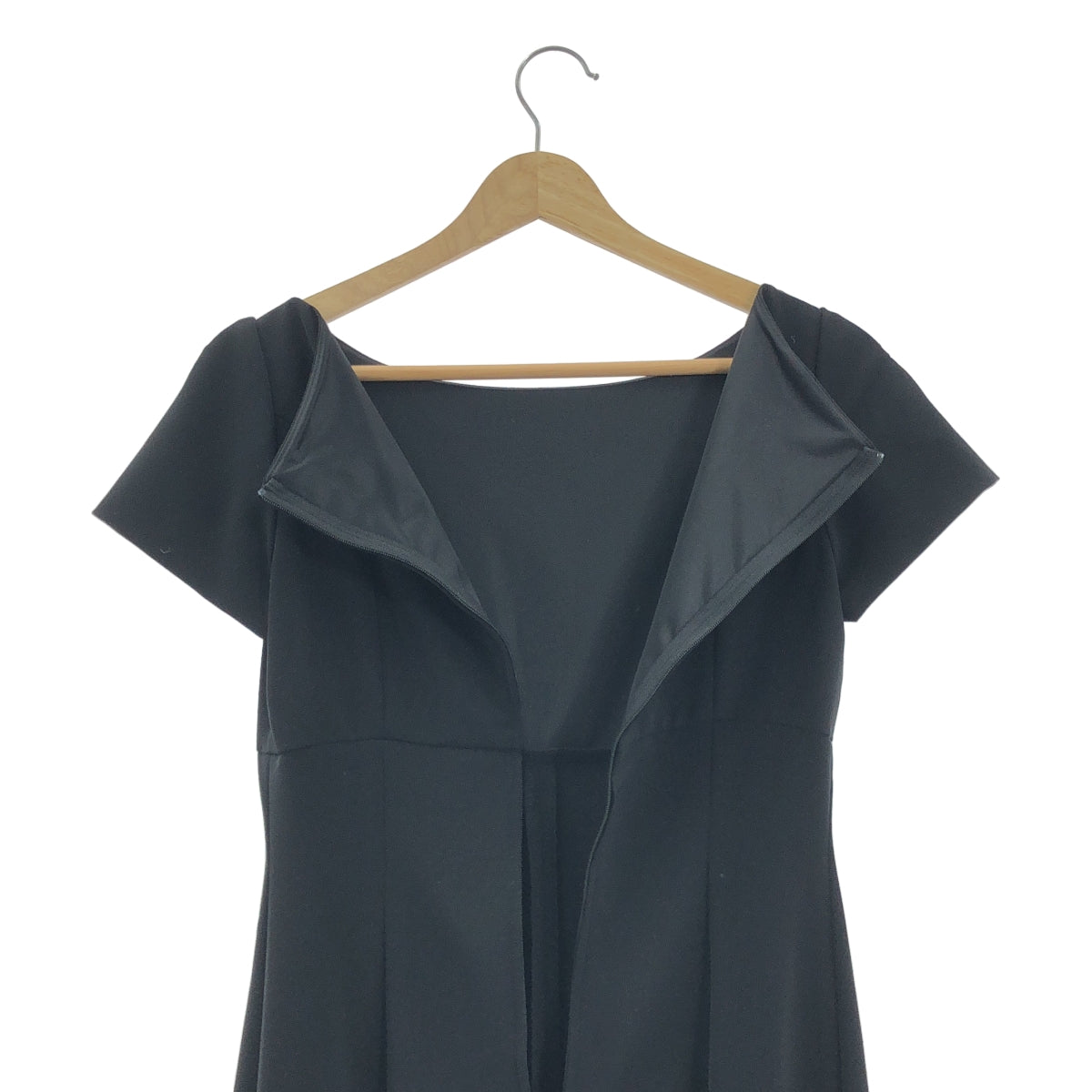 FOXEY NEW YORK | 寬領喇叭裙 | 38 碼 | 黑色 | 女款