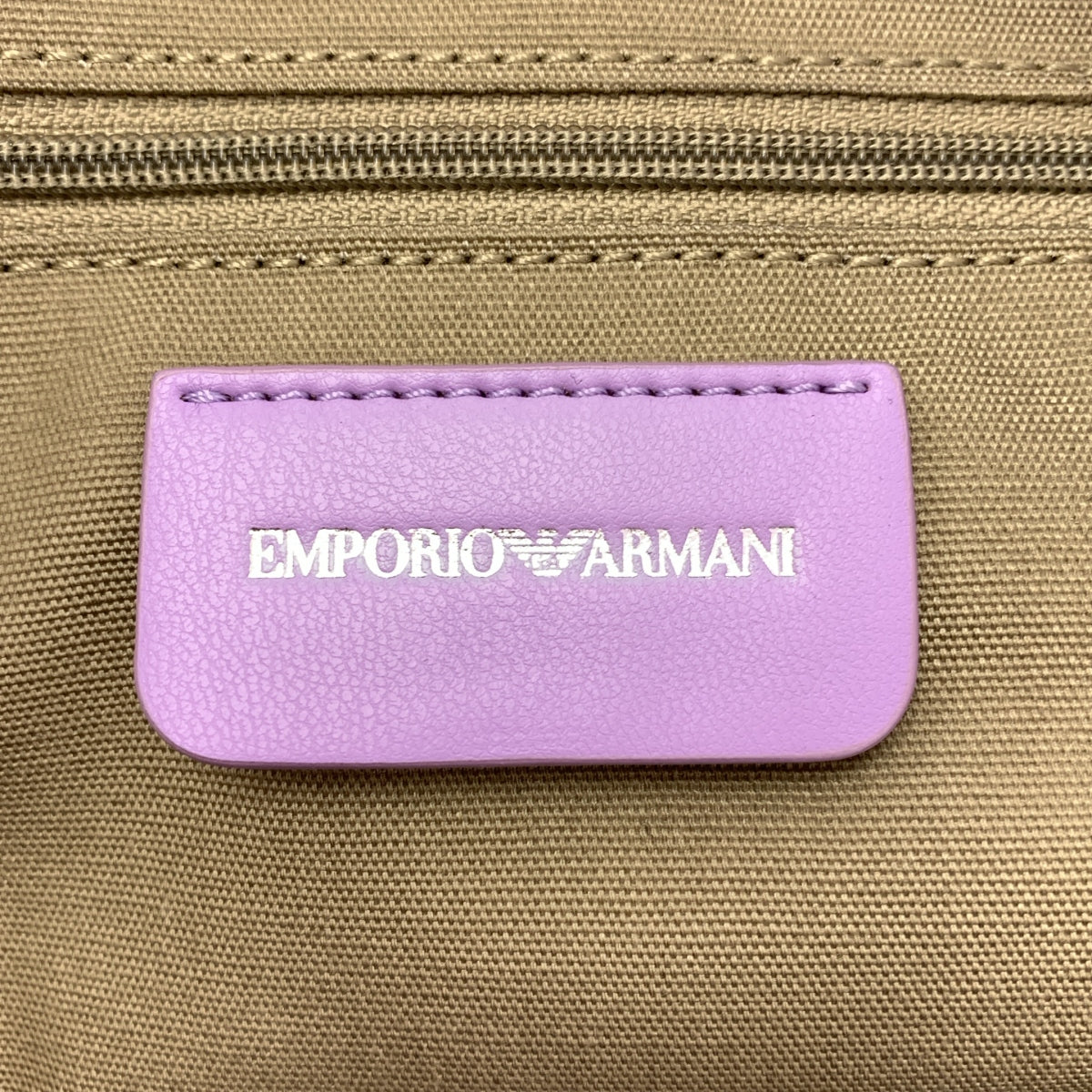 EMPORIO ARMANI / 엠포리오 아르마니 |
