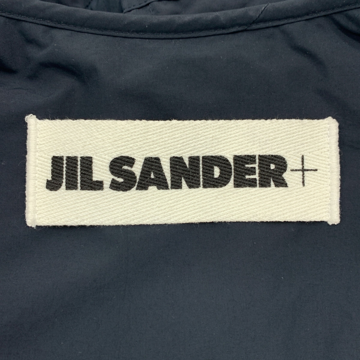 JIL SANDER+ / 질산더 플러스 | 노칼라 퀼트 틸팅 다운 재킷 | 32 |
