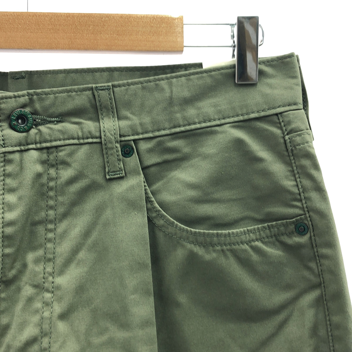 【美品】  Levi's / リーバイス | 568 STAY LOOSE PLEATED CROP / 39957-0009 スラックス パンツ | 32 | olive | メンズ