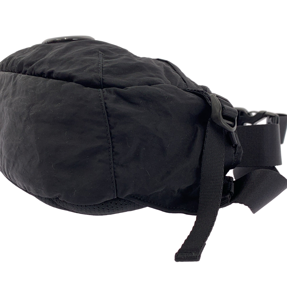 CP COMPANY / 씨피 컴퍼니 | NYLON B CROSSBODY PACK 바디팩 가방 |