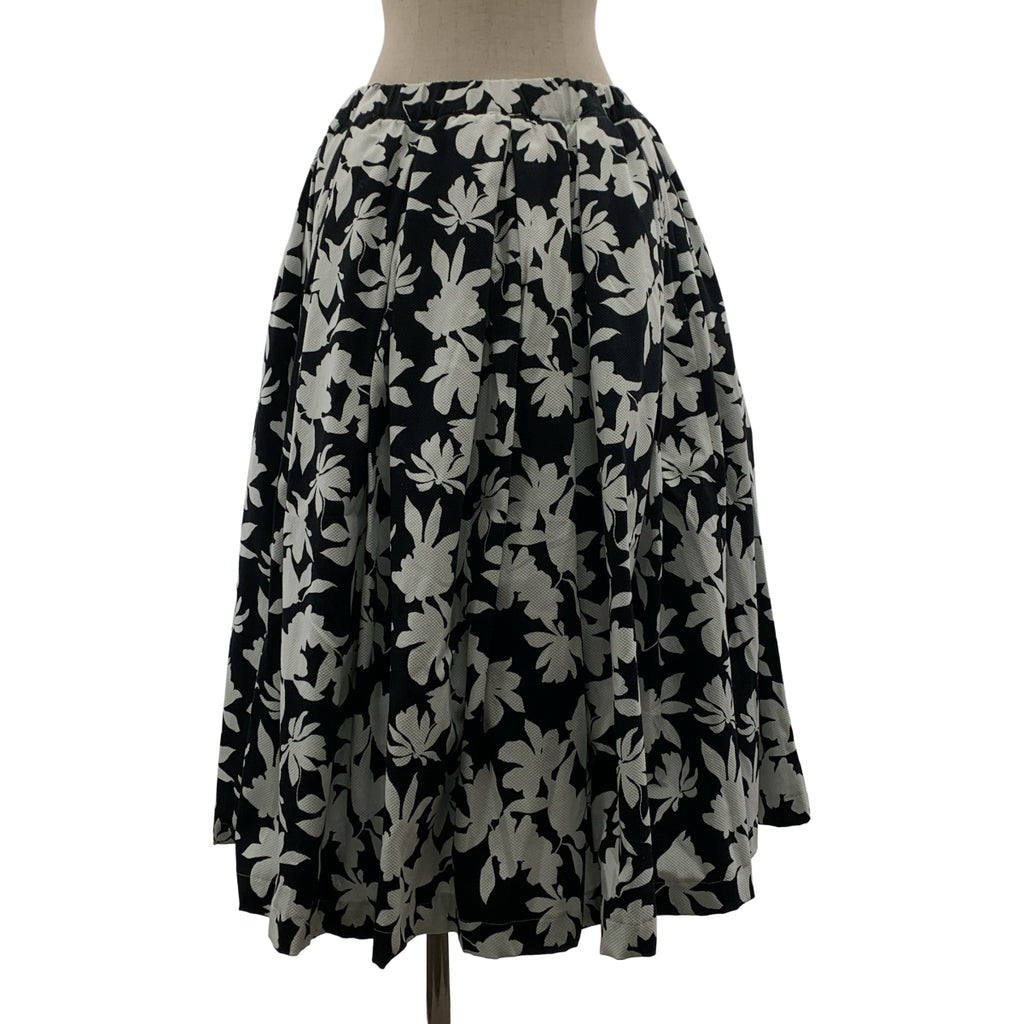 [品相良好] COMME des GARCONS COMME des GARCONS / Comme des | 2025 春夏 |花卉印花薄紗寬鬆褶皺半身裙| SHOPBOP S |黑/白|女性的