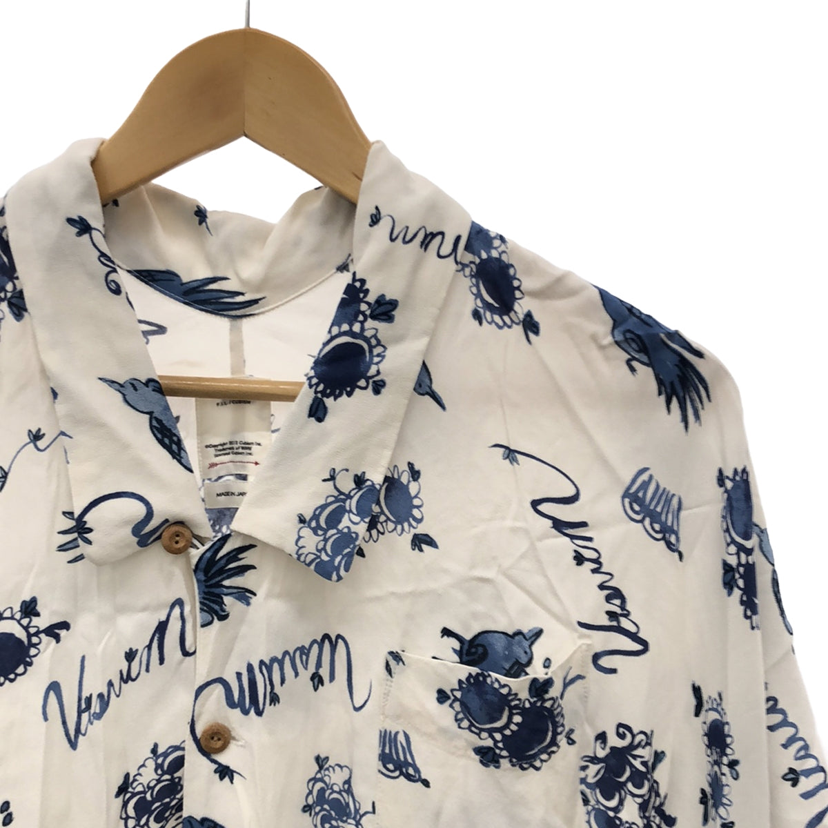 WMV / Double MV | 2022SS | RUANA BLOUSE SUNNYBIRD Bird All-over Print Open Collar Deformed Short Sleeve Blouse | 1 | White / Blue | Women's