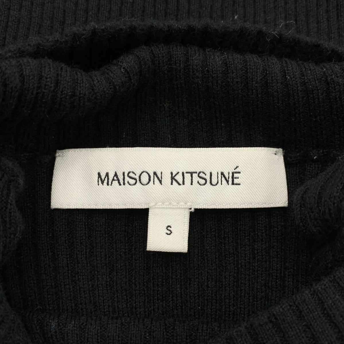 MAISON KITSUNE / メゾンキツネ | ワッペン リブ ハイネック ニット セーター | S | レディース