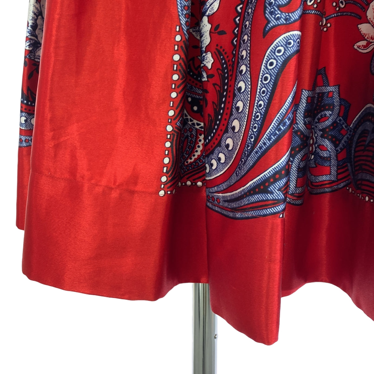 COMME des GARCONS | 2019秋冬 |全身印花褶皺休閒裙 | S |紅色/白色/藍色 |女性的