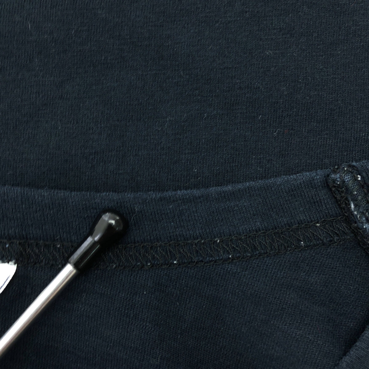 COMME des GARÇONS | 艾薇薇標誌印花圓領上衣 | S尺寸 | 黑色 | 女款