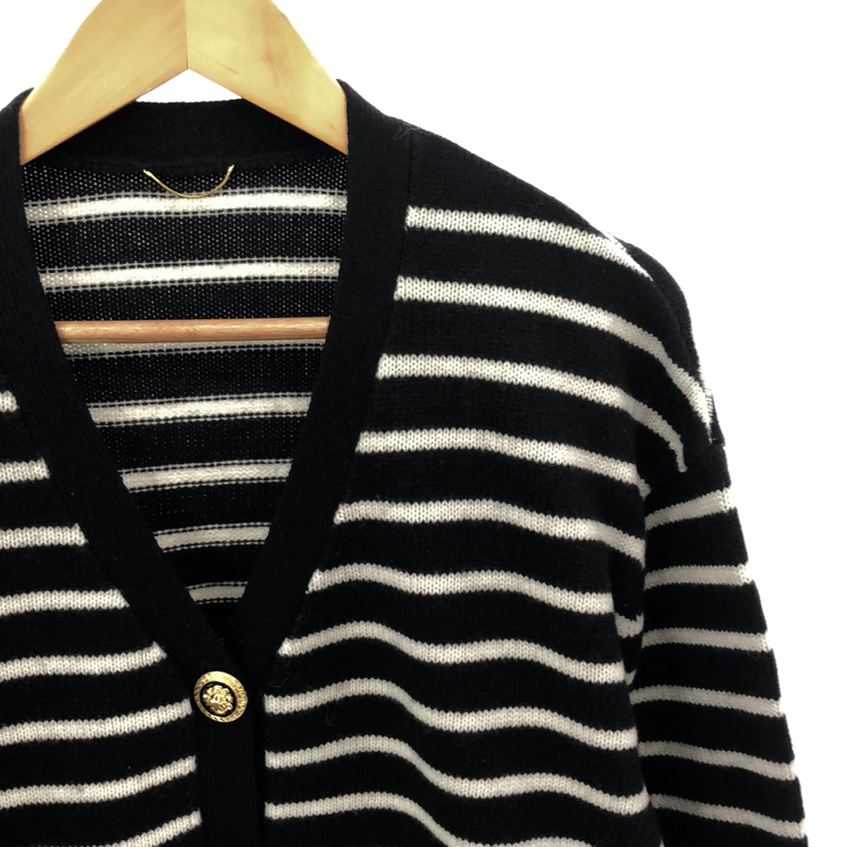 L'Appartement / アパルトモン | 2022AW | GOLD BUTTON V/N CARDIGAN ...