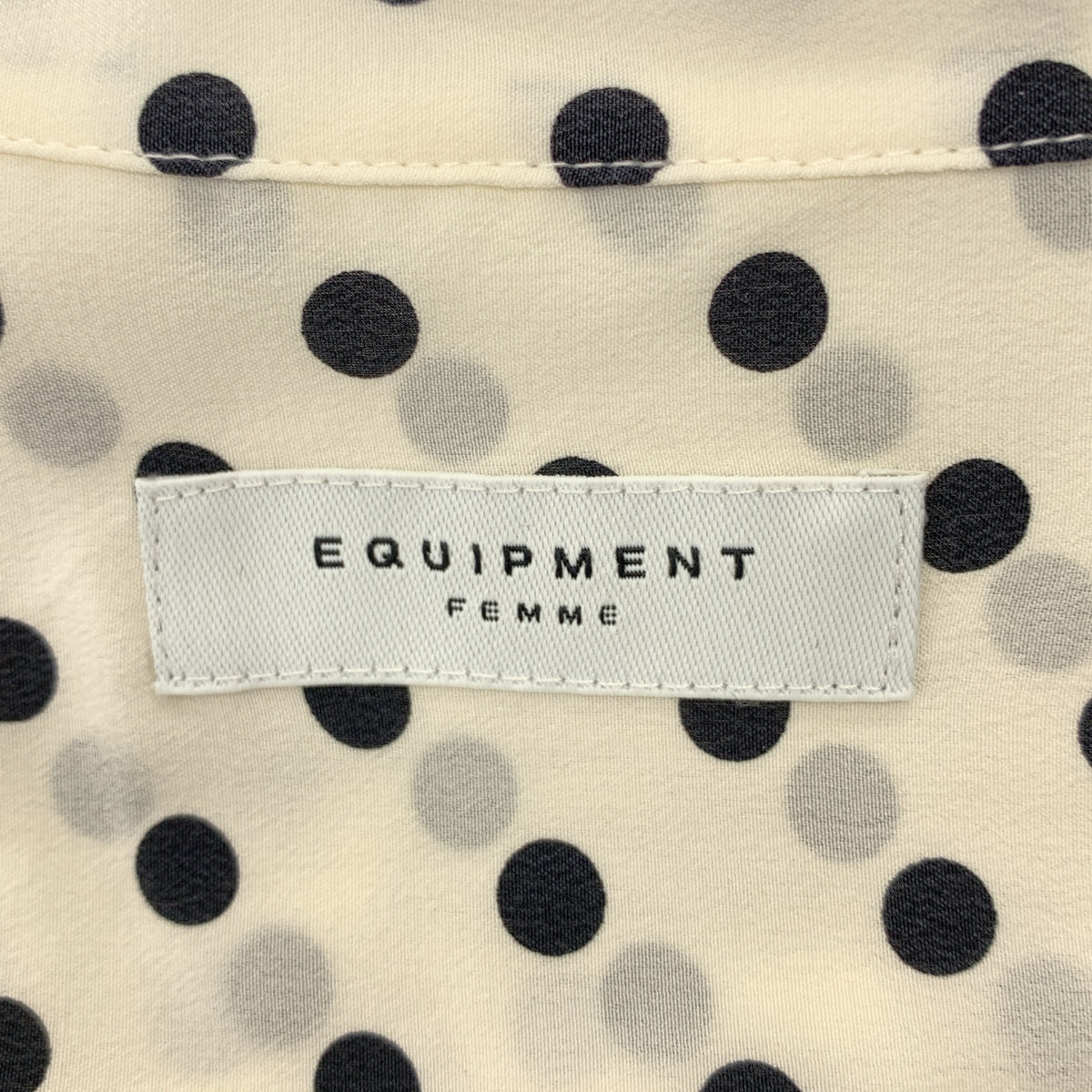 EQUIPMENT / エキップモン | silk 100％ / シルク 総柄 ロゴボタン ダブルポケット シャツ ブラウス | XS | レディース