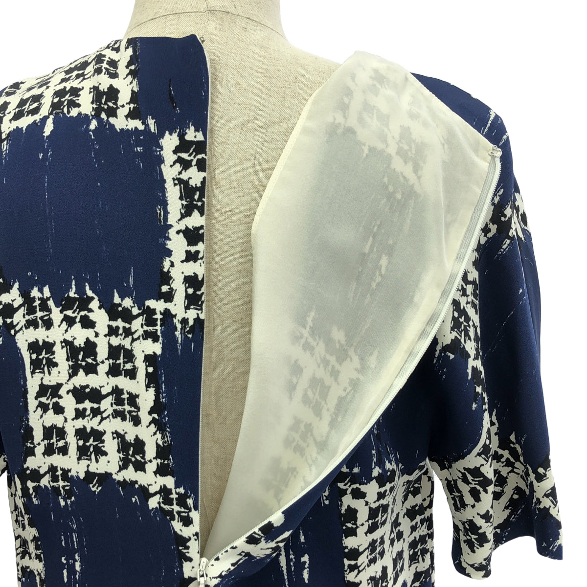 BALENCIAGA / Balenciaga | 100% silk / Silk all-over print back zip dress one-piece | 36 | Women's