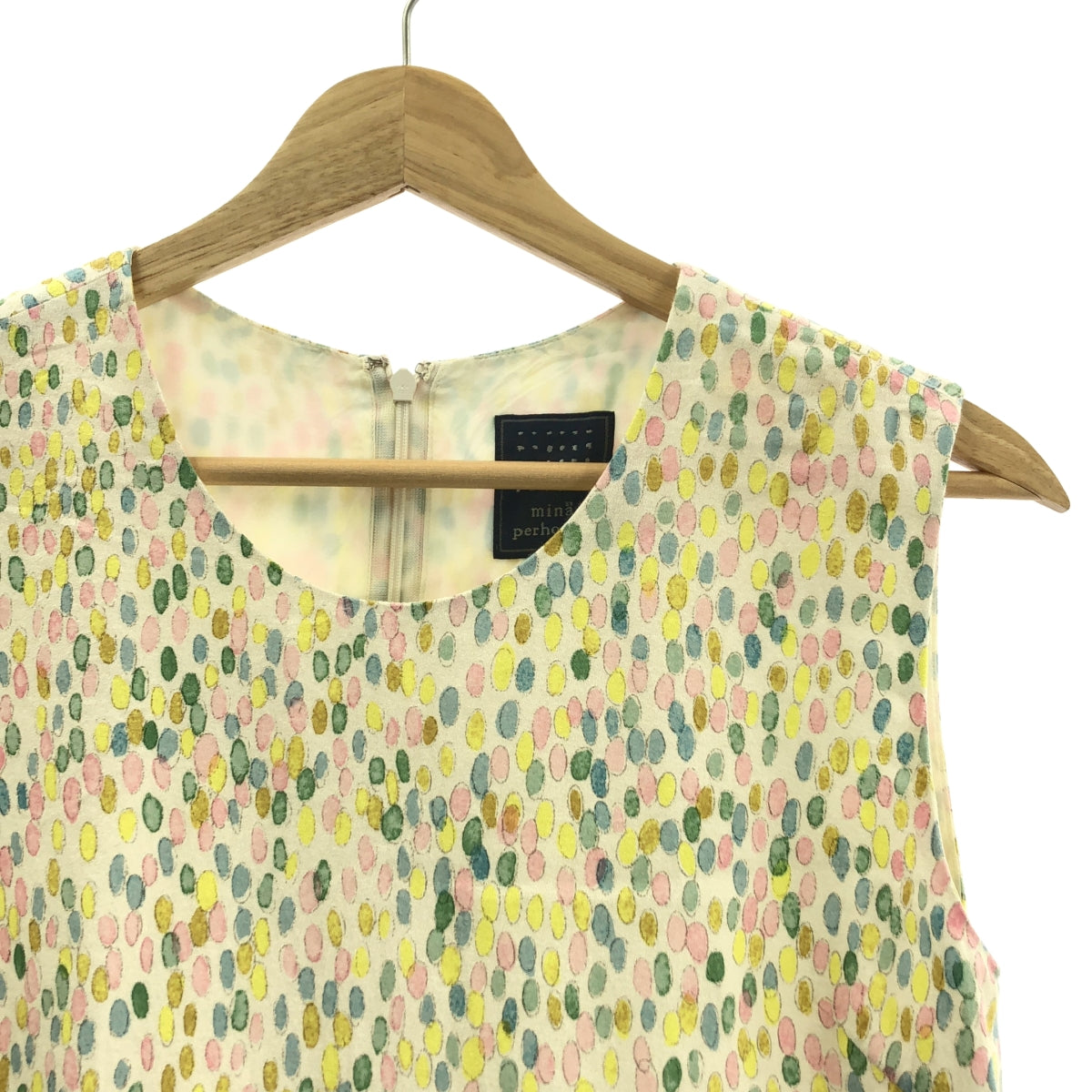mina perhonen / 미나펠호넨 | jelly beans 총무늬 프린트 민소매 원피스 | 36 |