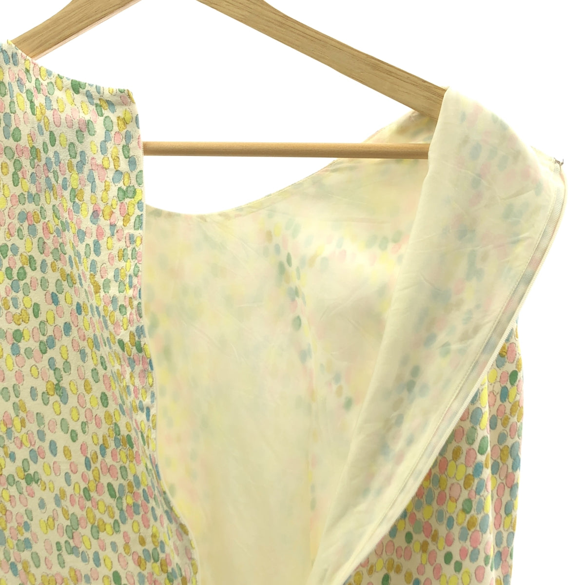 mina perhonen / 미나펠호넨 | jelly beans 총무늬 프린트 민소매 원피스 | 36 |