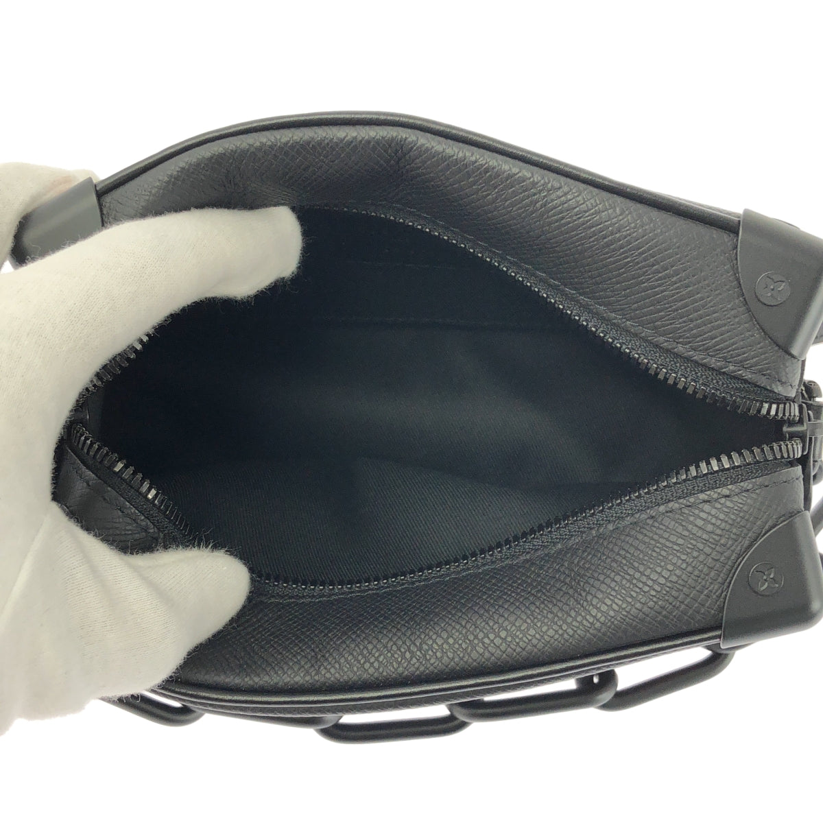 Louis Vuitton / ルイヴィトン | M30351 / タイガ ソフトトランク レザー チェーン ショルダーバッグ |