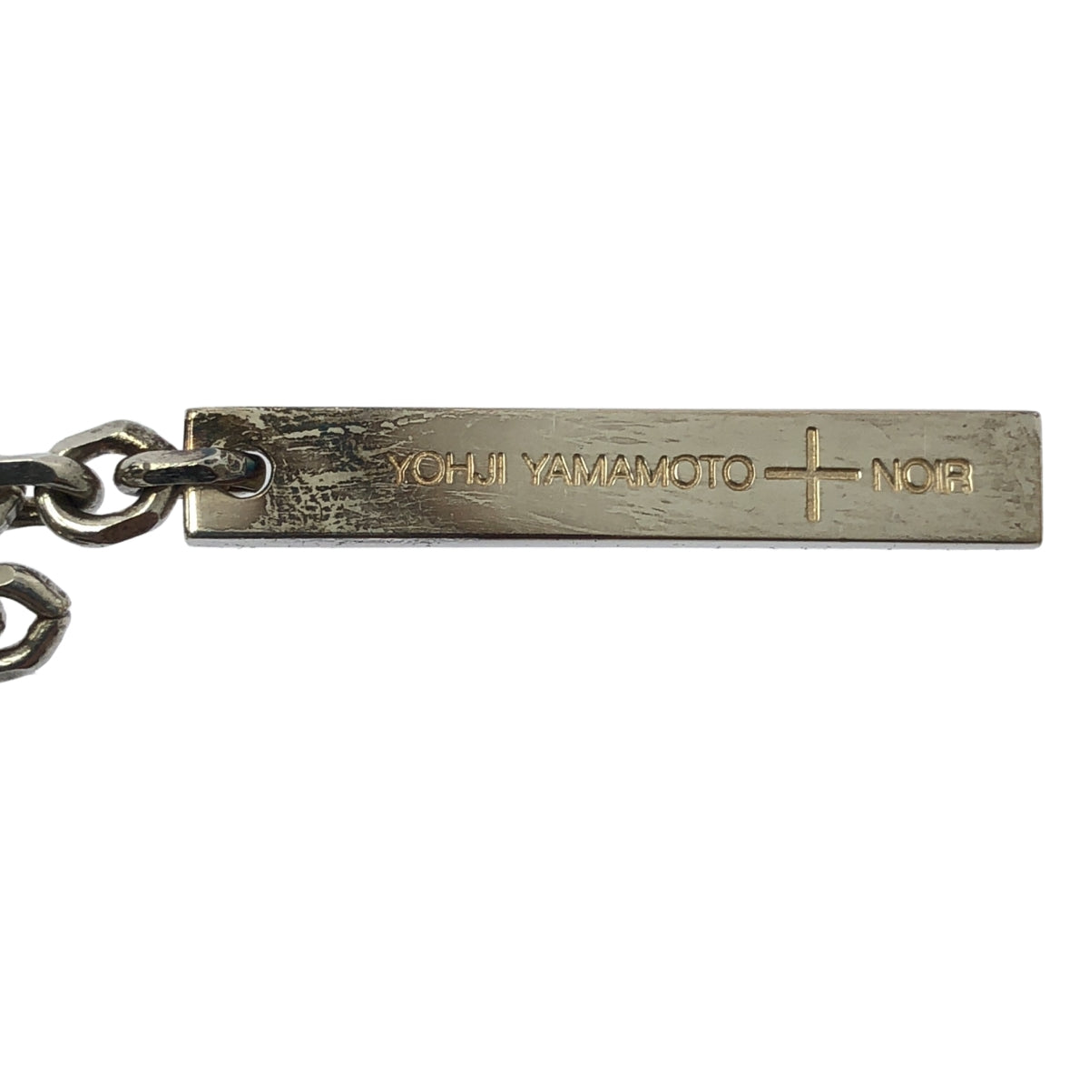 YOHJI YAMAMOTO +NOIR / ヨウジヤマモトプリュスノアール | シルバー ロゴ刻印 チョーカー | シルバー / ブラック | レディース