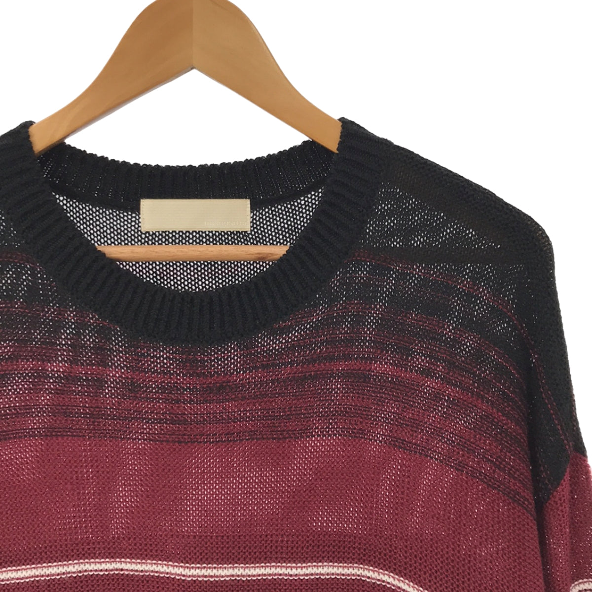 美格拉提亞 / 美格拉提亞 | 2023秋冬 |針織 P/O⁡ 破舊分層提花針織 | 2 |黑色/勃艮第酒紅色|男士