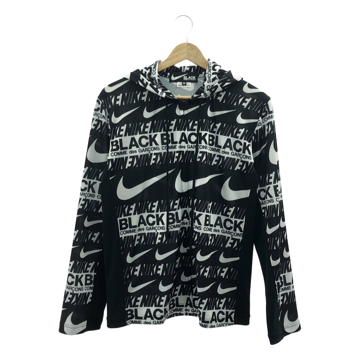 BLACK COMME des GARCONS / ブラックコムデギャルソン | 2019AW / AD2019 | NIKE LOGO ZIP PARKA ロゴ総柄 ポリエステル ジップパーカー | M | ブラック / ホワイト | メンズ
