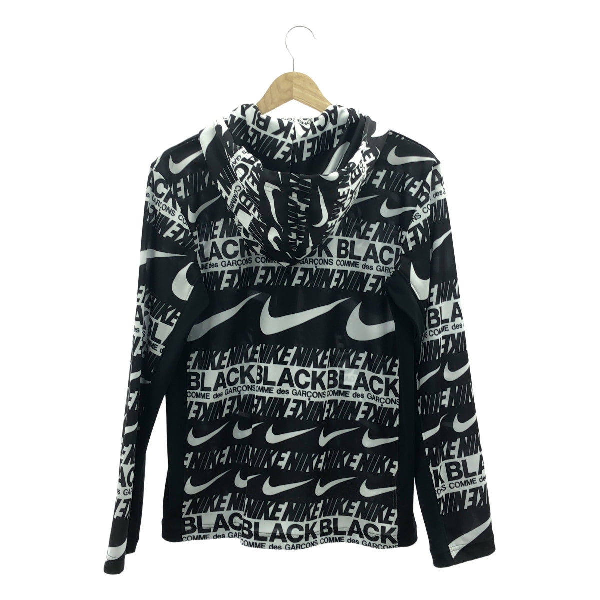 BLACK COMME des GARCONS / ブラックコムデギャルソン | 2019AW / AD2019 | NIKE LOGO ZIP PARKA ロゴ総柄 ポリエステル ジップパーカー | M | ブラック / ホワイト | メンズ