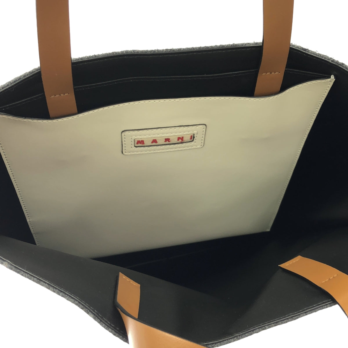 MARNI / 마르니 | 다른 소재 전환 바이 컬러 로고 토트 백 | 그레이/화이트 | 여성