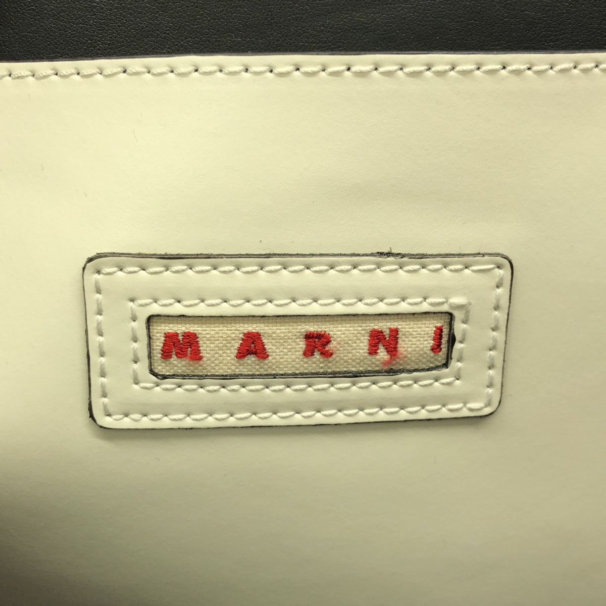 MARNI / 마르니 | 다른 소재 전환 바이 컬러 로고 토트 백 | 그레이/화이트 | 여성