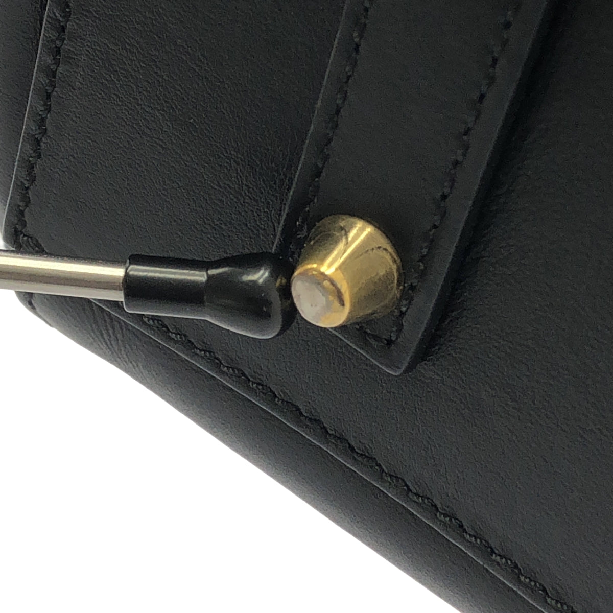 【成色極佳】ANYA HINDMARCH | 皮革鏤空笑臉手提包 | 黑色 | 女士